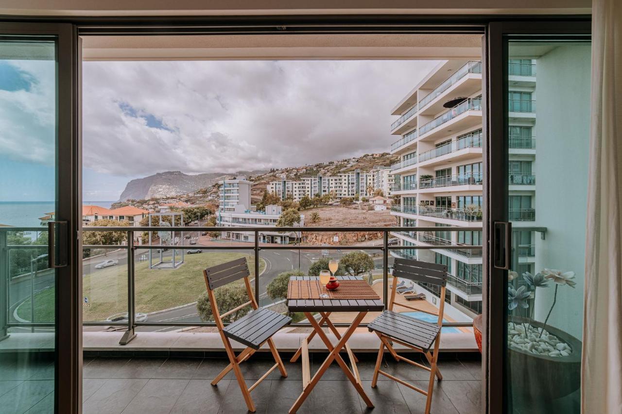 Appartement Cozy T2 With Ocean View à Funchal  Extérieur photo