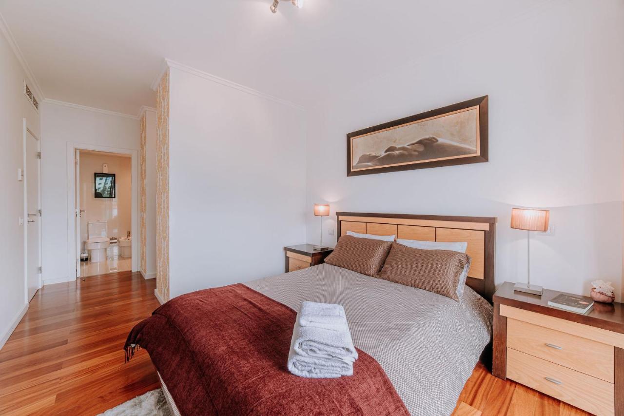 Appartement Cozy T2 With Ocean View à Funchal  Extérieur photo